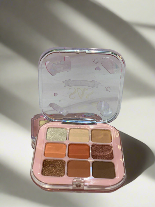 9 color eyeshadow kit.