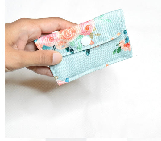 Mini snap pouch